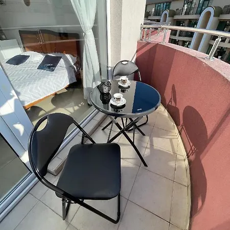 Admiral Plaza Aparthotel 3*