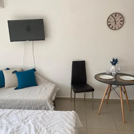 Aparthotel Admiral Plaza 3*