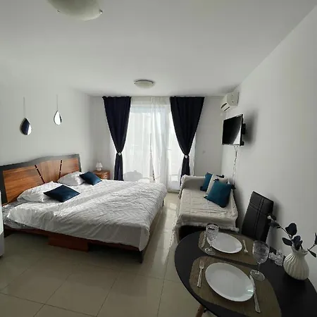 Lejlighedshotel Admiral Plaza 3*
